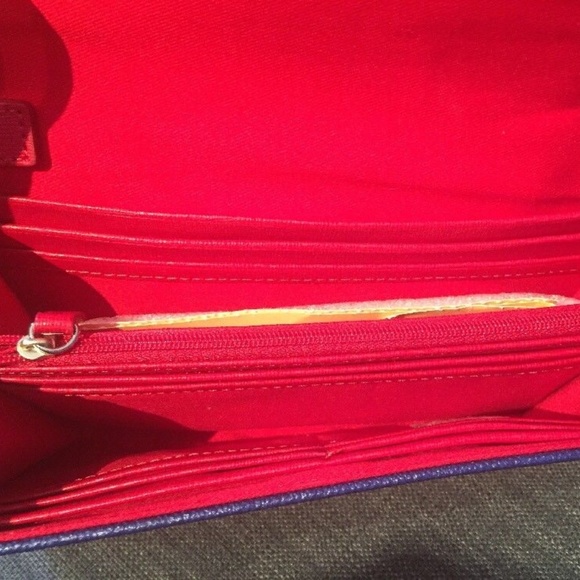 Dooney & Bourke New York Giants Daphne Crossbody - Picture 6 of 7